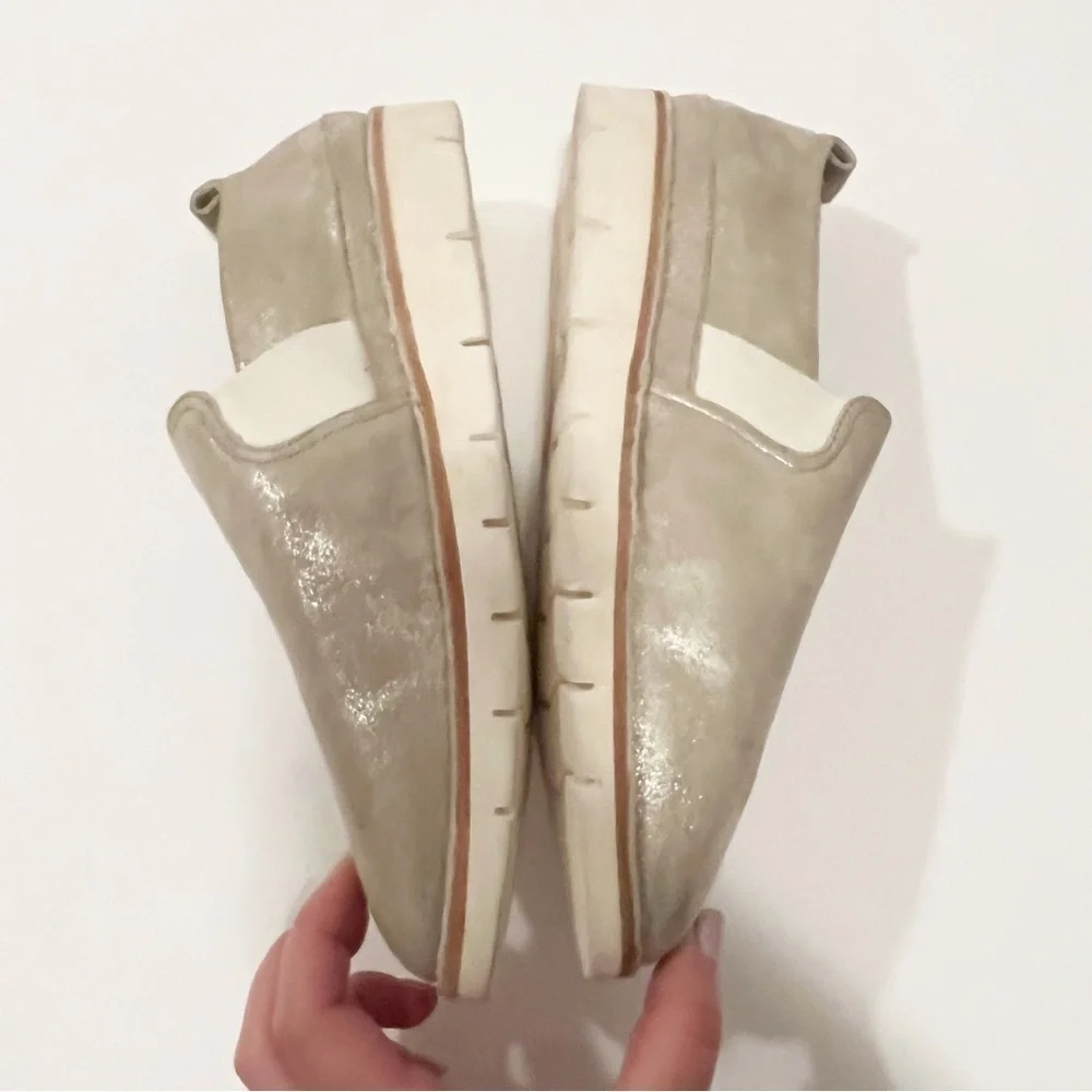Trask Gold Metallic Slip On Flats Size 11